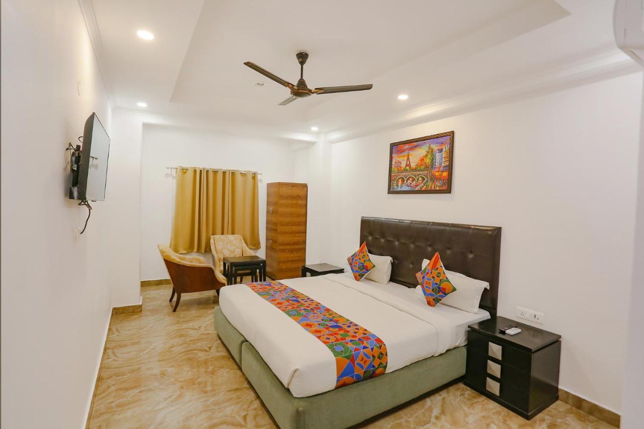 Fabexpress Taj Residency Near Yashobhoomi Convention Centre Hotel Deli Exterior foto