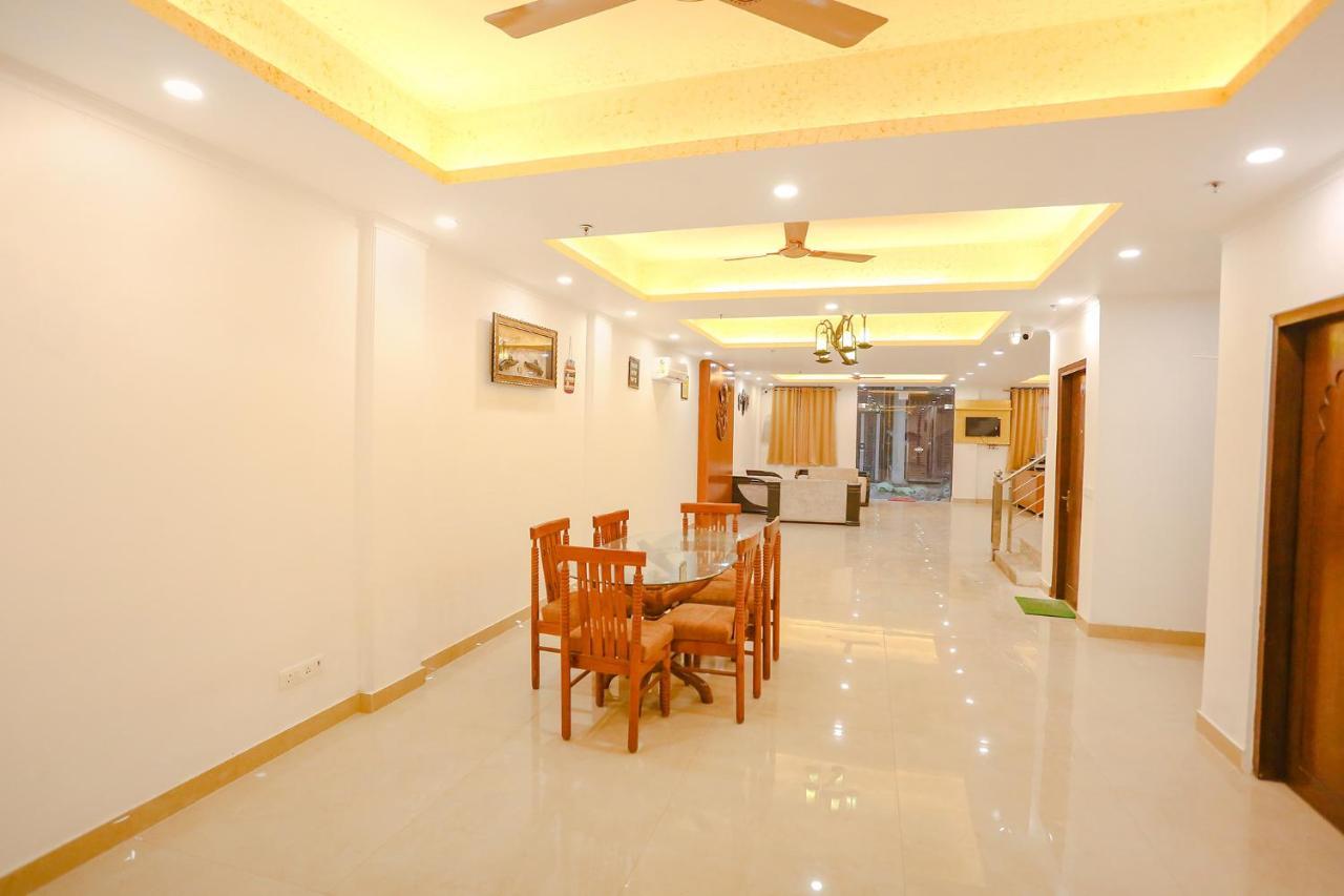 Fabexpress Taj Residency Near Yashobhoomi Convention Centre Hotel Deli Exterior foto